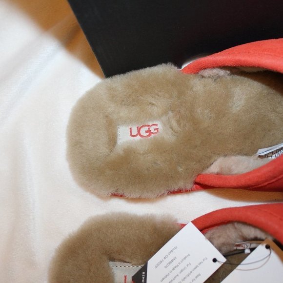 NIB UGG MEN'S SCUFF SUEDE SHEARLING SLIP ON SLIPPERS TERRACOTA - Picture 4 of 7